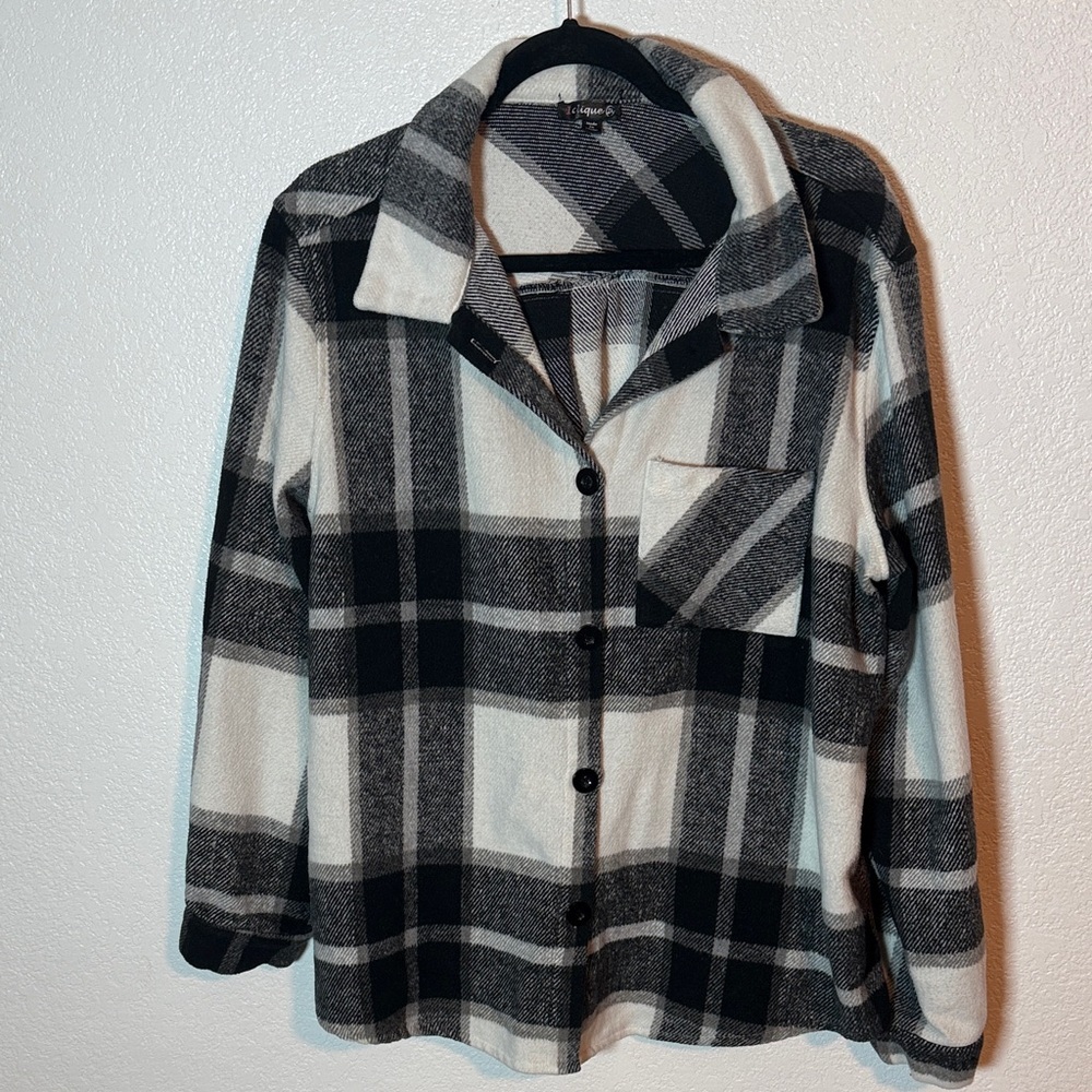 1Clique Black White Gray Button Down Plaid Shacket Size 2X